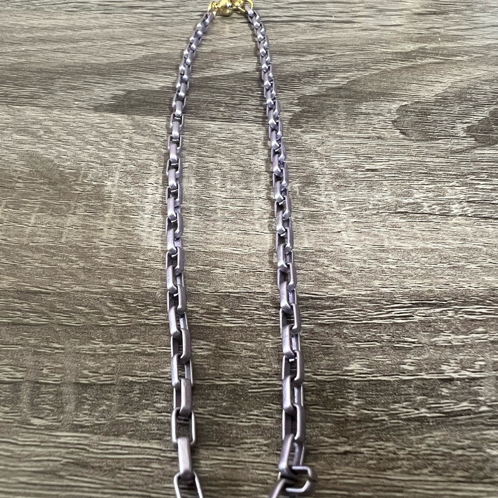 By Alexa Rae - Melania Clara
Mini bari metallic lilac 
14 inch with 3 inch